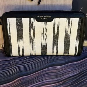 Vintage Henri Bendel Black and White Zebra Striped Continental Leather Wallet